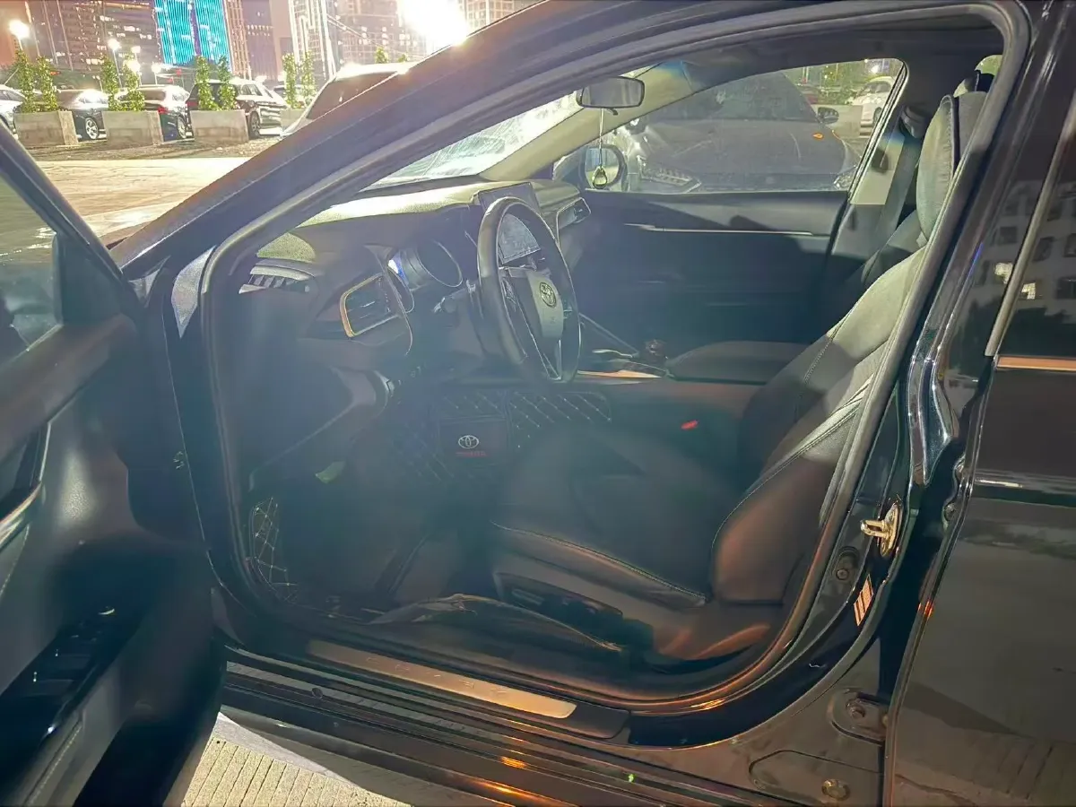 2021 Toyota Camry 2.0L 178HP L4 CVT,autocango,china used car exporter,china ev exporter,chinese used car exporter,chinese used ev exporter