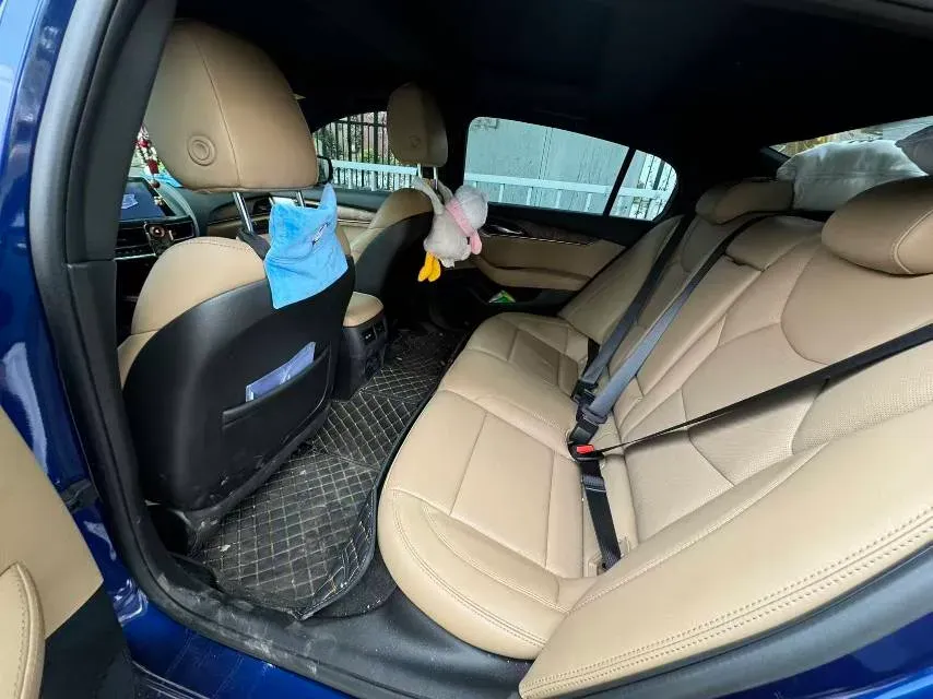 2023 Cadillac CT5 2.0T 237HP L4 10AT,autocango,china used car exporter,china ev exporter,chinese used car exporter,chinese used ev exporter