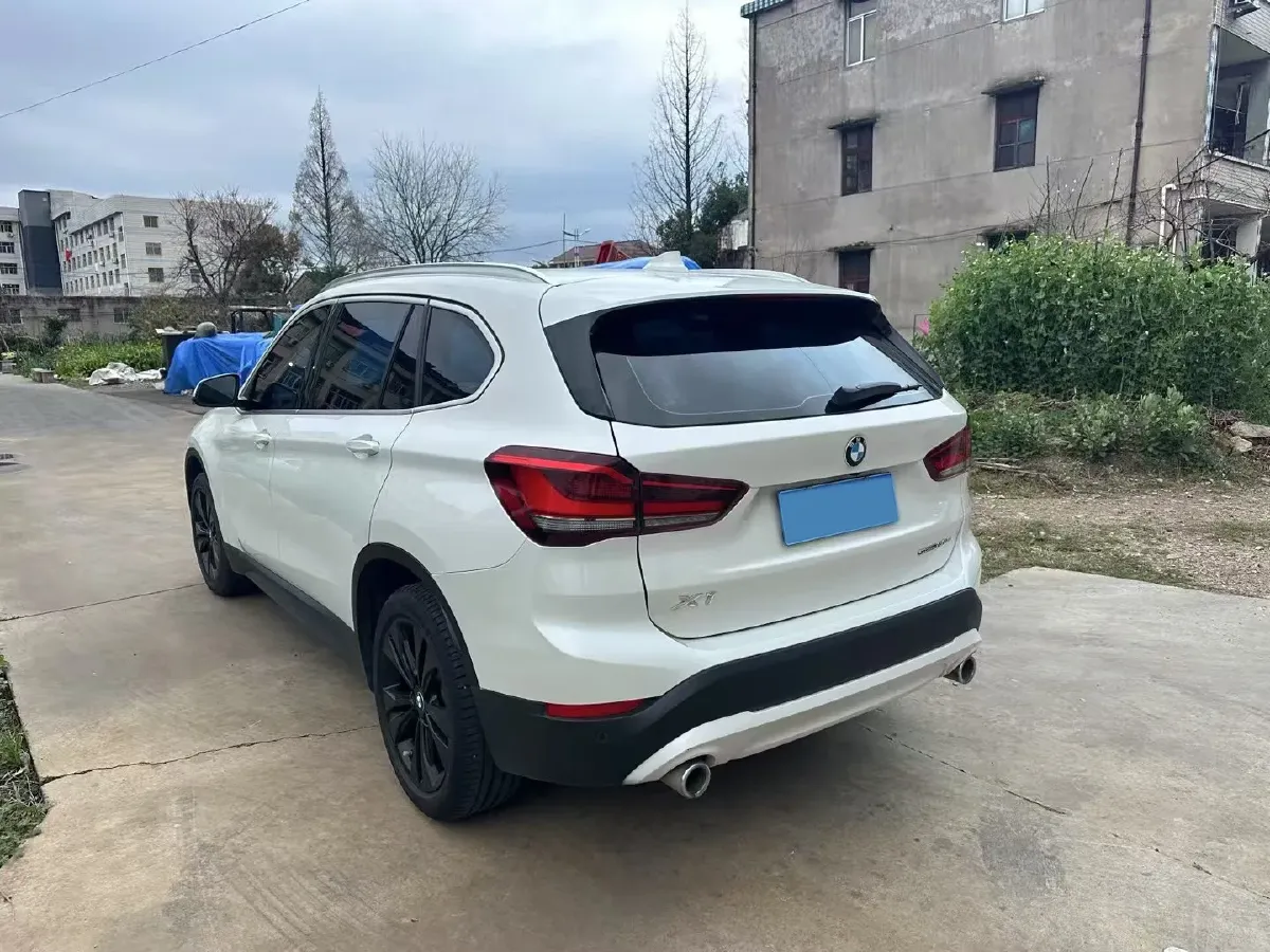 2022 BMW X1 1.5T 140HP L3 7DCT,autocango,china used car exporter,china ev exporter,chinese used car exporter,chinese used ev exporter