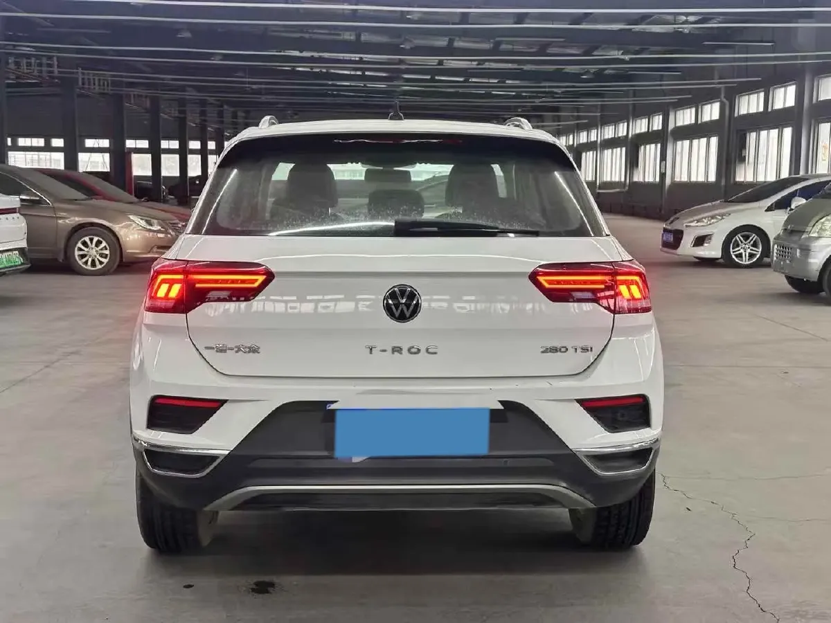 2022 Volkswagen T-Roc 1.4T 150HP L4 7DCT,autocango,china used car exporter,china ev exporter,chinese used car exporter,chinese used ev exporter