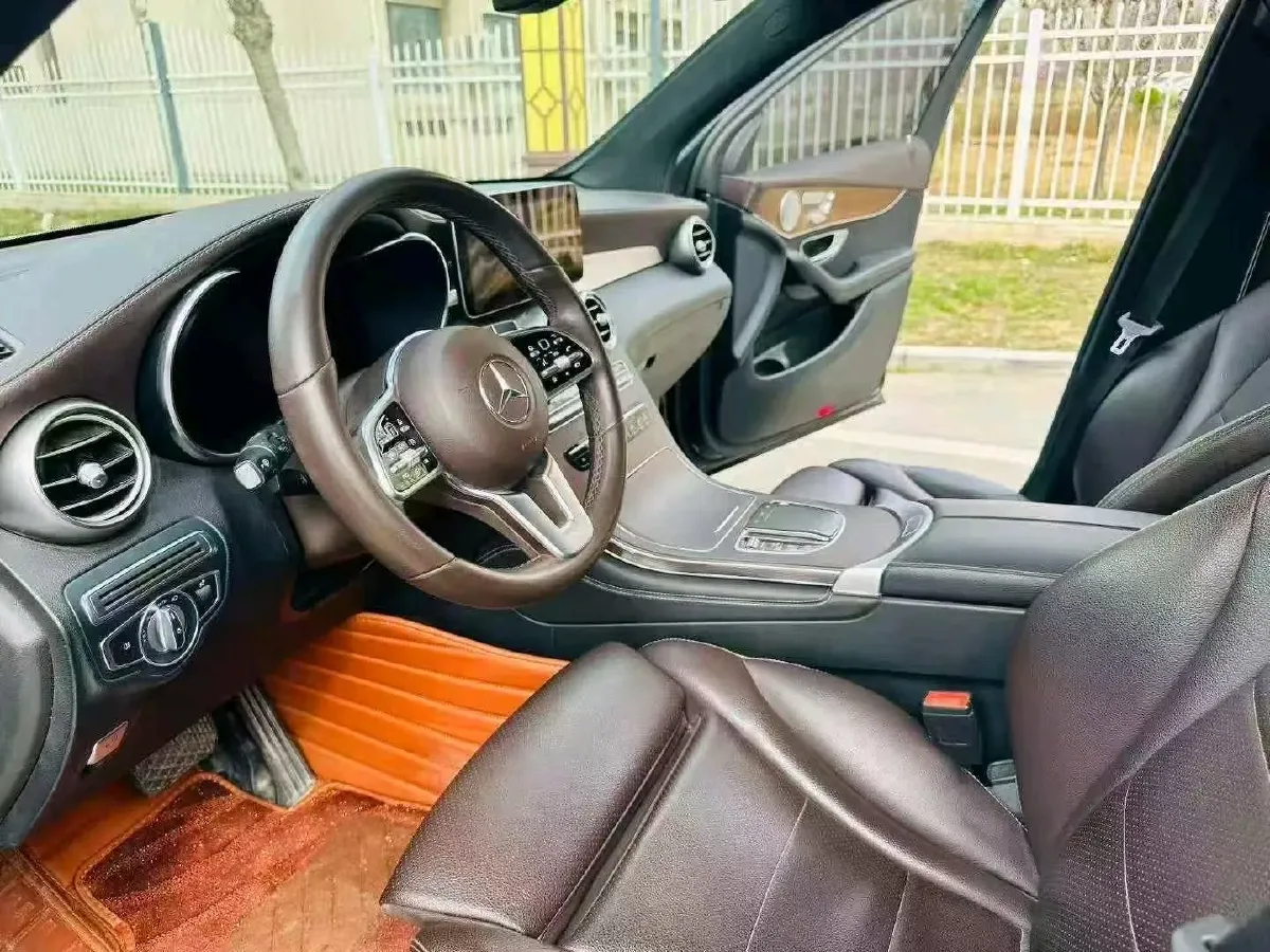 2021 Mercedes-Benz GLC Class 2.0T 258HP L4 9AT,autocango,china used car exporter,china ev exporter,chinese used car exporter,chinese used ev exporter