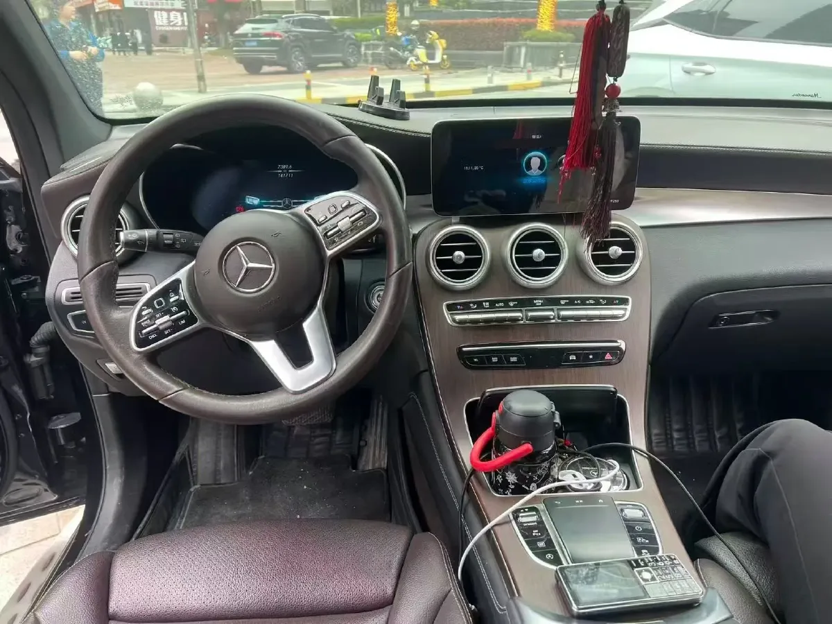 2021 Mercedes-Benz GLC Class 2.0T 258HP L4 9AT,autocango,china used car exporter,china ev exporter,chinese used car exporter,chinese used ev exporter