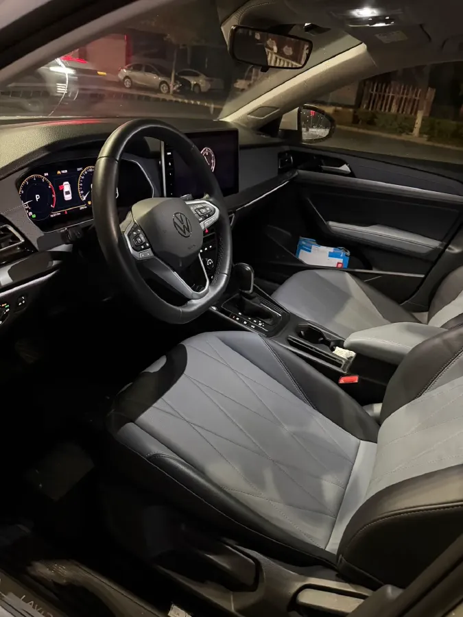 2024 Volkswagen Lavida 1.5L 110HP L4 6AT,autocango,china used car exporter,china ev exporter,chinese used car exporter,chinese used ev exporter