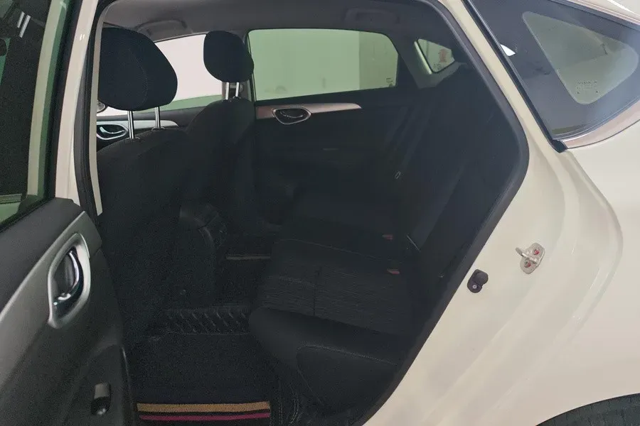 2022 Nissan Sylphy 1.6L 122HP L4 CVT,autocango,china used car exporter,china ev exporter,chinese used car exporter,chinese used ev exporter