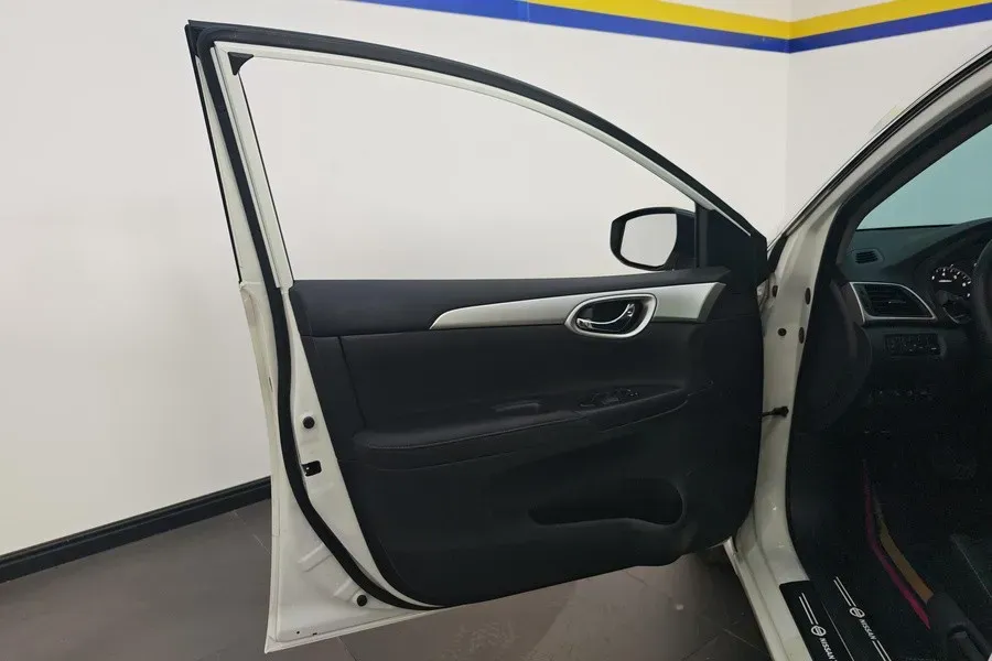 2022 Nissan Sylphy 1.6L 122HP L4 CVT,autocango,china used car exporter,china ev exporter,chinese used car exporter,chinese used ev exporter