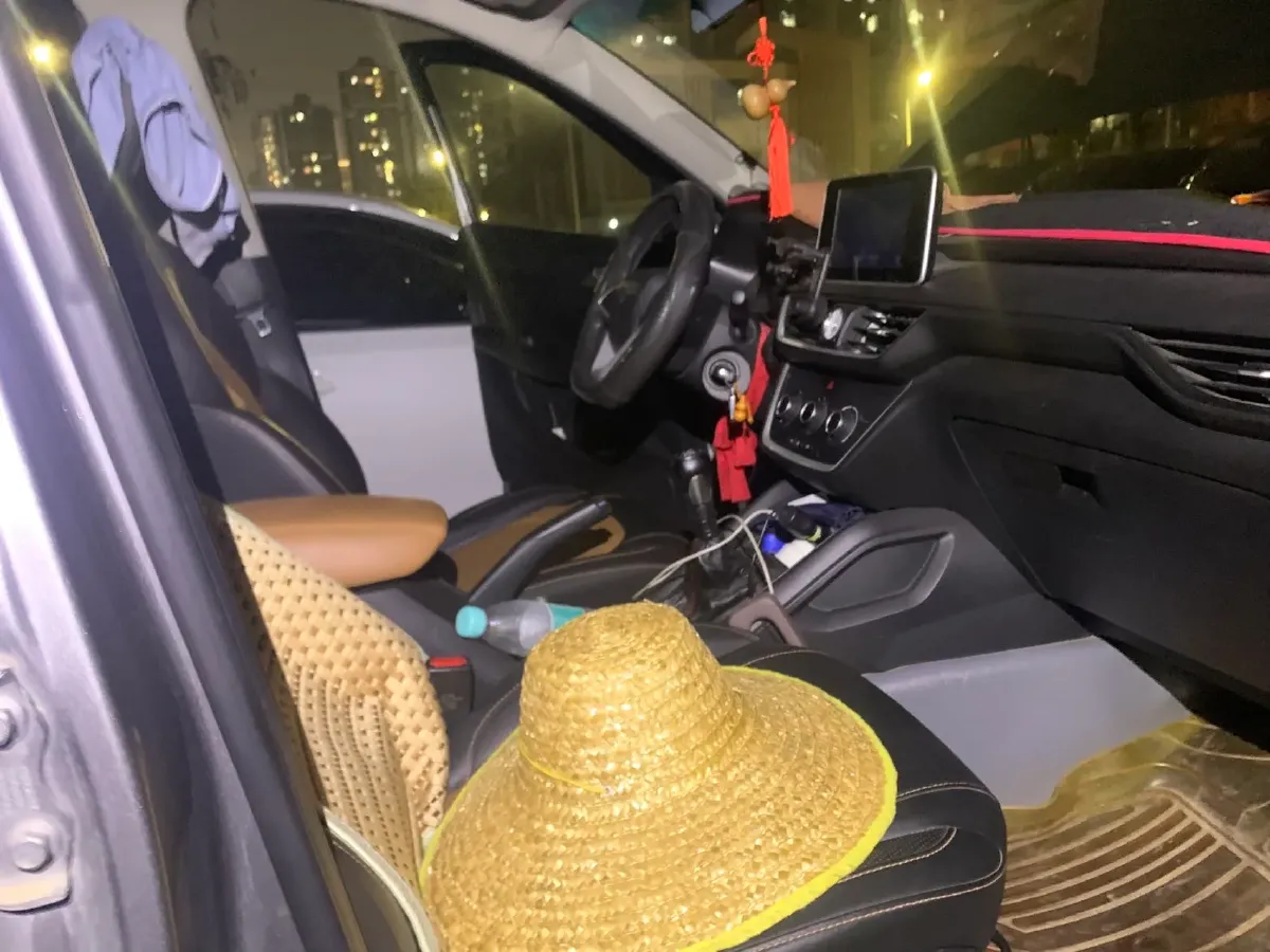 2018 WuLing HongGuang S3 1.5L 112HP L4 6MT,autocango,china used car exporter,china ev exporter,chinese used car exporter,chinese used ev exporter