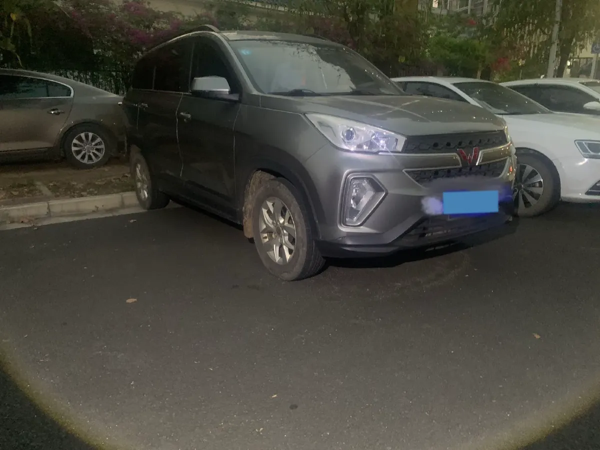 2018 WuLing HongGuang S3 1.5L 112HP L4 6MT,autocango,china used car exporter,china ev exporter,chinese used car exporter,chinese used ev exporter