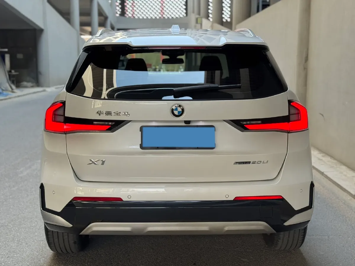 2023 BMW X1 1.5T 156HP L3 7DCT,autocango,china used car exporter,china ev exporter,chinese used car exporter,chinese used ev exporter