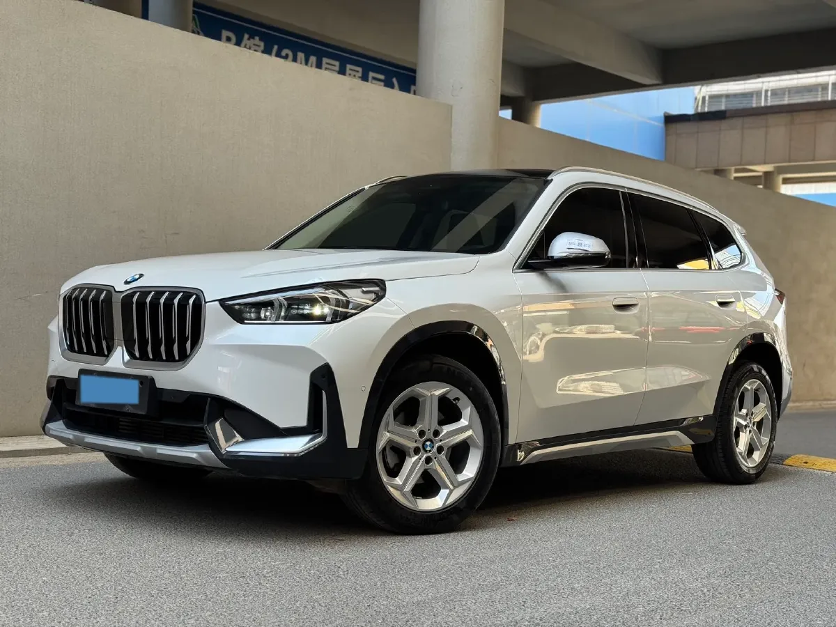2023 BMW X1 1.5T 156HP L3 7DCT,autocango,china used car exporter,china ev exporter,chinese used car exporter,chinese used ev exporter
