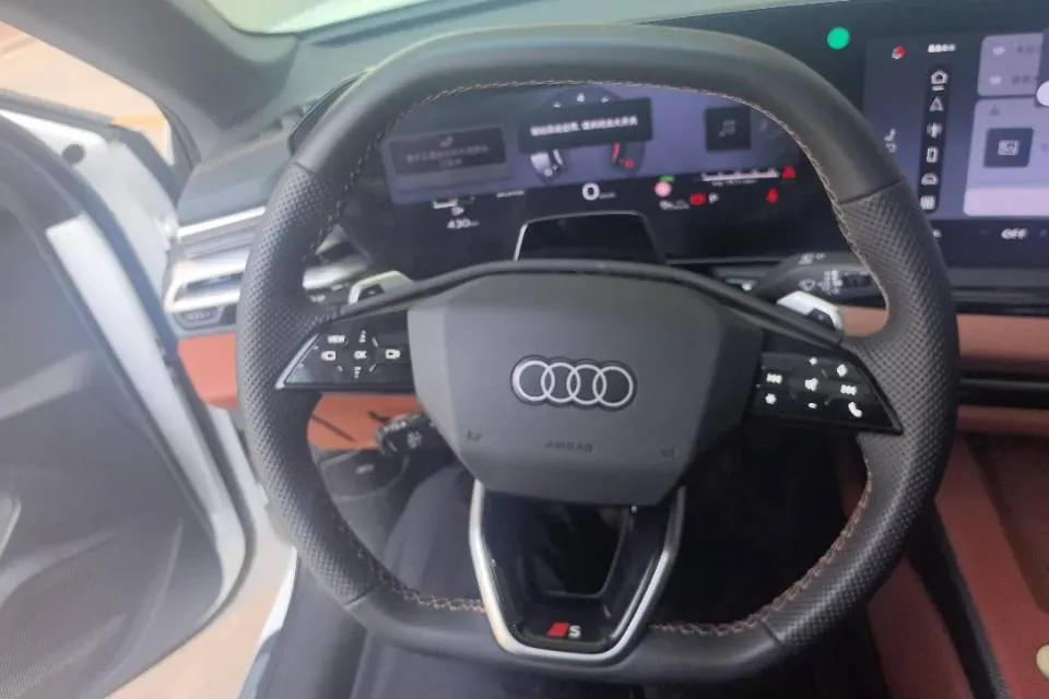 2026 Audi A5L 2.0T 170HP L4 7DCT,autocango,china used car exporter,china ev exporter,chinese used car exporter,chinese used ev exporter