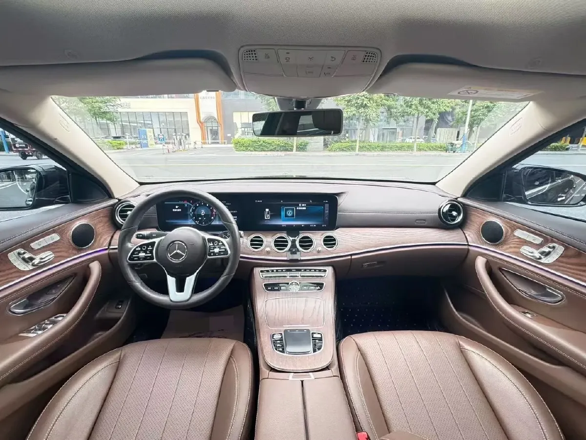 2020 Mercedes-Benz E Class 2.0T 258HP L4 9AT,autocango,china used car exporter,china ev exporter,chinese used car exporter,chinese used ev exporter