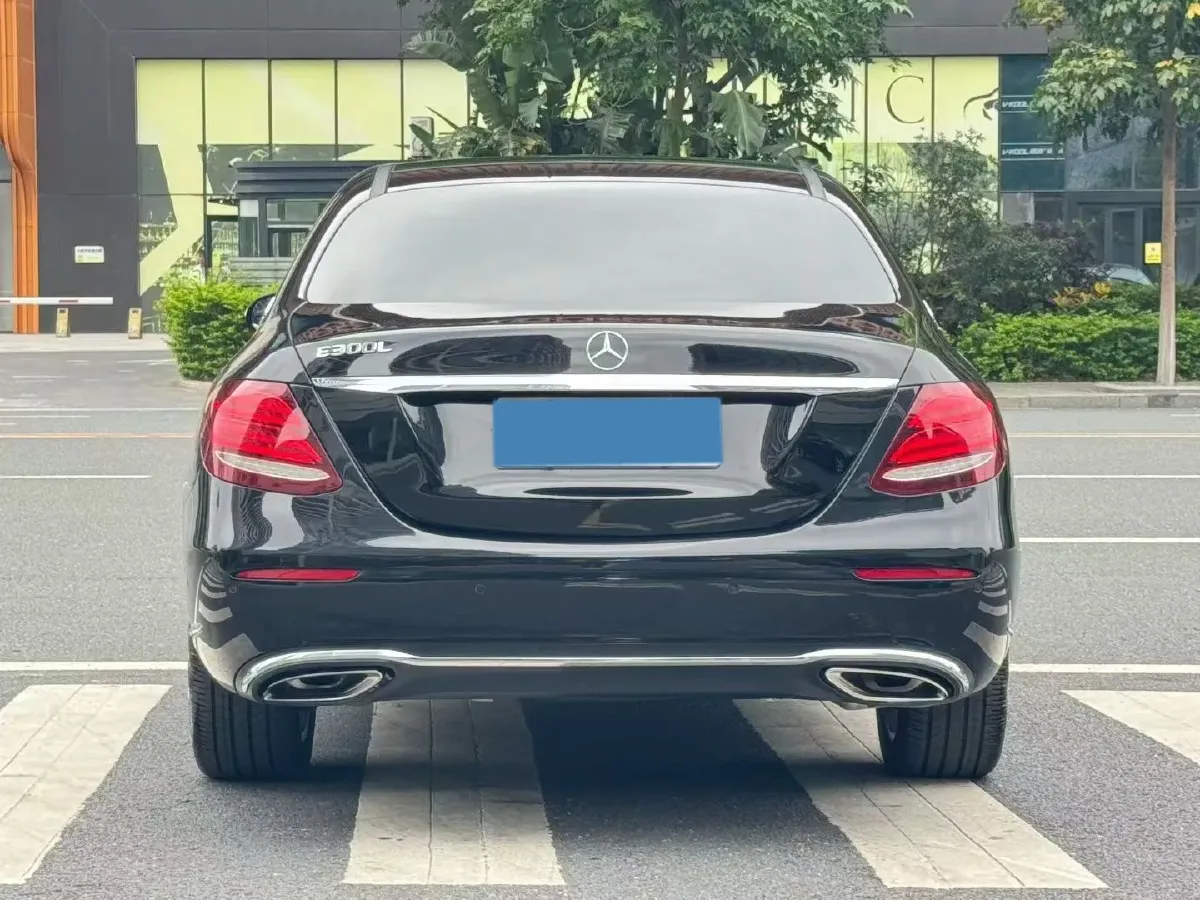 2020 Mercedes-Benz E Class 2.0T 258HP L4 9AT,autocango,china used car exporter,china ev exporter,chinese used car exporter,chinese used ev exporter