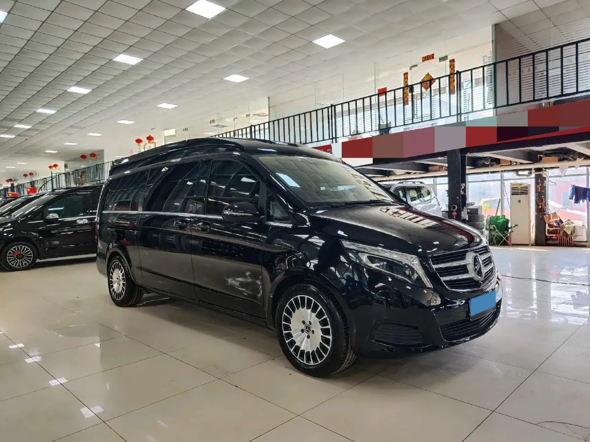 2018 Mercedes-Benz V Class 2.0T 211HP L4 7AT,autocango,china used car exporter,china ev exporter,chinese used car exporter,chinese used ev exporter