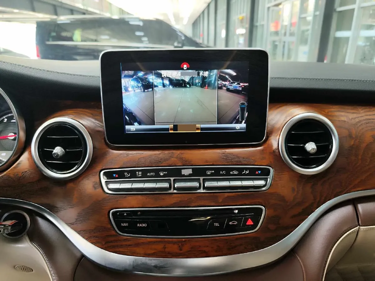 2018 Mercedes-Benz V Class 2.0T 211HP L4 7AT,autocango,china used car exporter,china ev exporter,chinese used car exporter,chinese used ev exporter