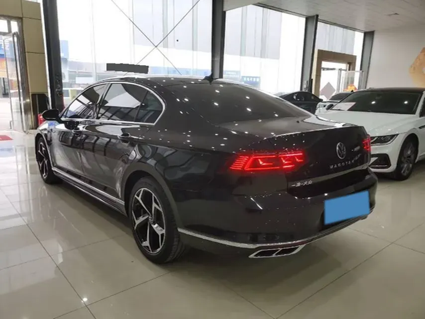 2023 Volkswagen Magotan 2.0T 186HP L4 7DCT,autocango,china used car exporter,china ev exporter,chinese used car exporter,chinese used ev exporter