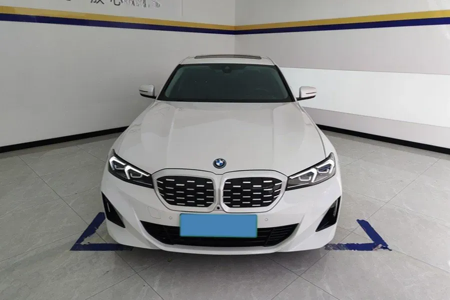 2024 BMW i3 BEV 70KWH,autocango,china used car exporter,china ev exporter,chinese used car exporter,chinese used ev exporter