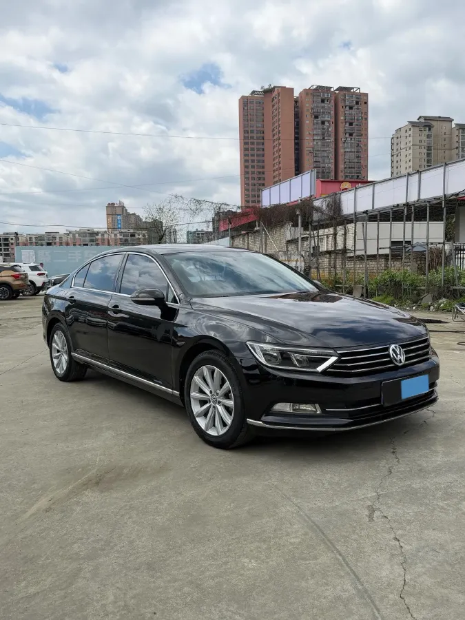 2018 Volkswagen Magotan 1.4T 150HP L4 7DCT,autocango,china used car exporter,china ev exporter,chinese used car exporter,chinese used ev exporter