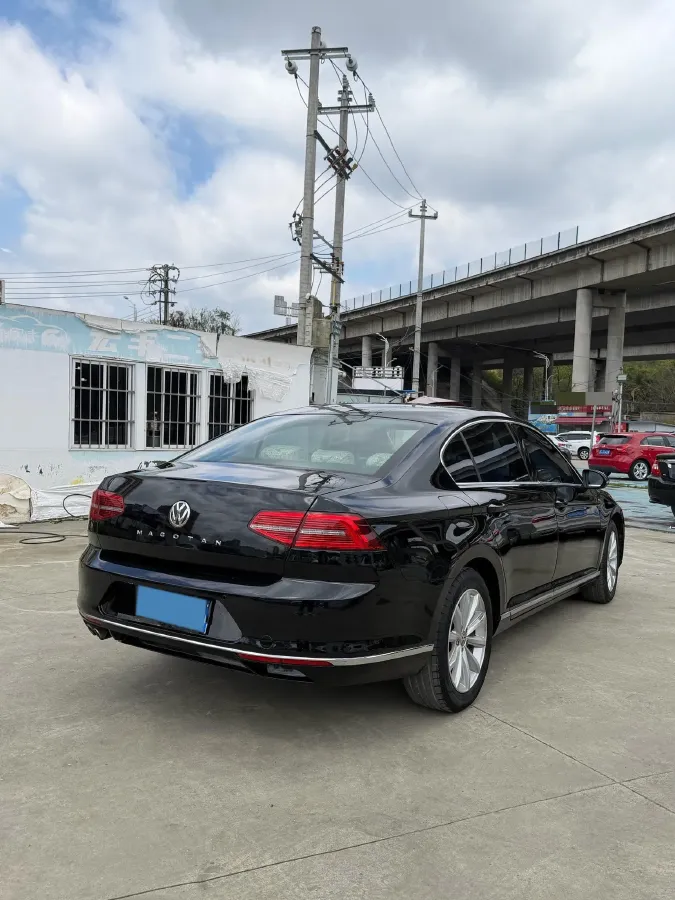 2018 Volkswagen Magotan 1.4T 150HP L4 7DCT,autocango,china used car exporter,china ev exporter,chinese used car exporter,chinese used ev exporter