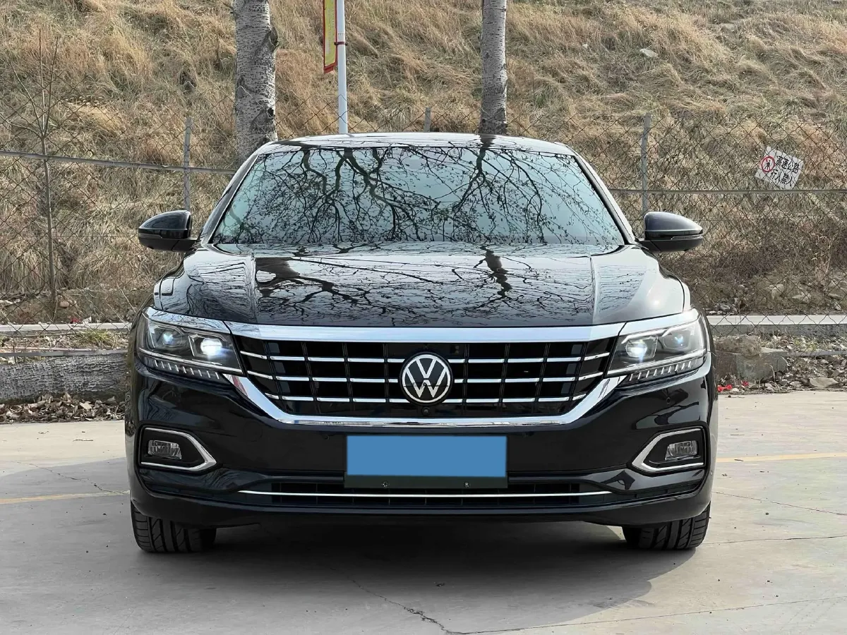 2019 Ford Taurus 2.0T 245HP L4 8AT,autocango,china used car exporter,china ev exporter,chinese used car exporter,chinese used ev exporter