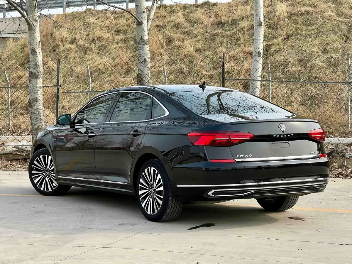 2019 Ford Taurus 2.0T 245HP L4 8AT,autocango,china used car exporter,china ev exporter,chinese used car exporter,chinese used ev exporter