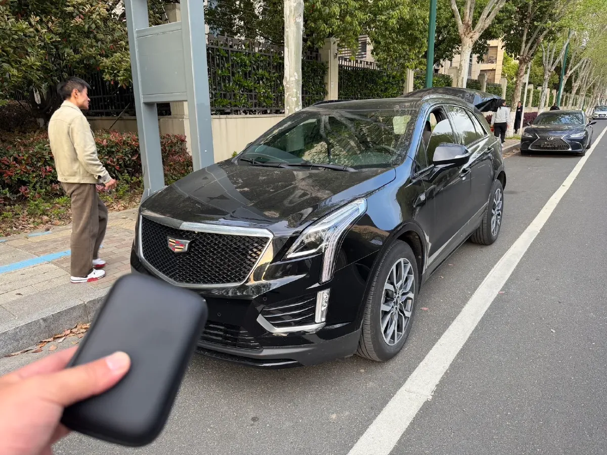 2023 Cadillac XT5 2.0T 237HP L4 9AT,autocango,china used car exporter,china ev exporter,chinese used car exporter,chinese used ev exporter
