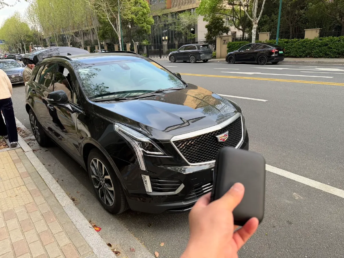 2023 Cadillac XT5 2.0T 237HP L4 9AT,autocango,china used car exporter,china ev exporter,chinese used car exporter,chinese used ev exporter