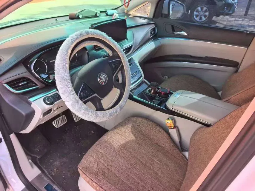 2023 Buick GL8 2.0T 237HP L4 9AT,autocango,china used car exporter,china ev exporter,chinese used car exporter,chinese used ev exporter