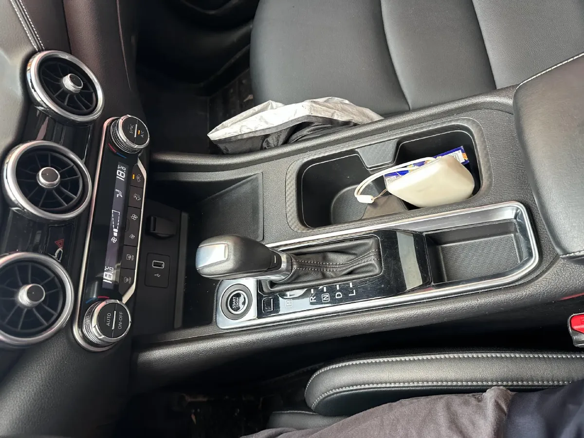 2021 Nissan Sylphy 1.6L 135HP L4 CVT,autocango,china used car exporter,china ev exporter,chinese used car exporter,chinese used ev exporter