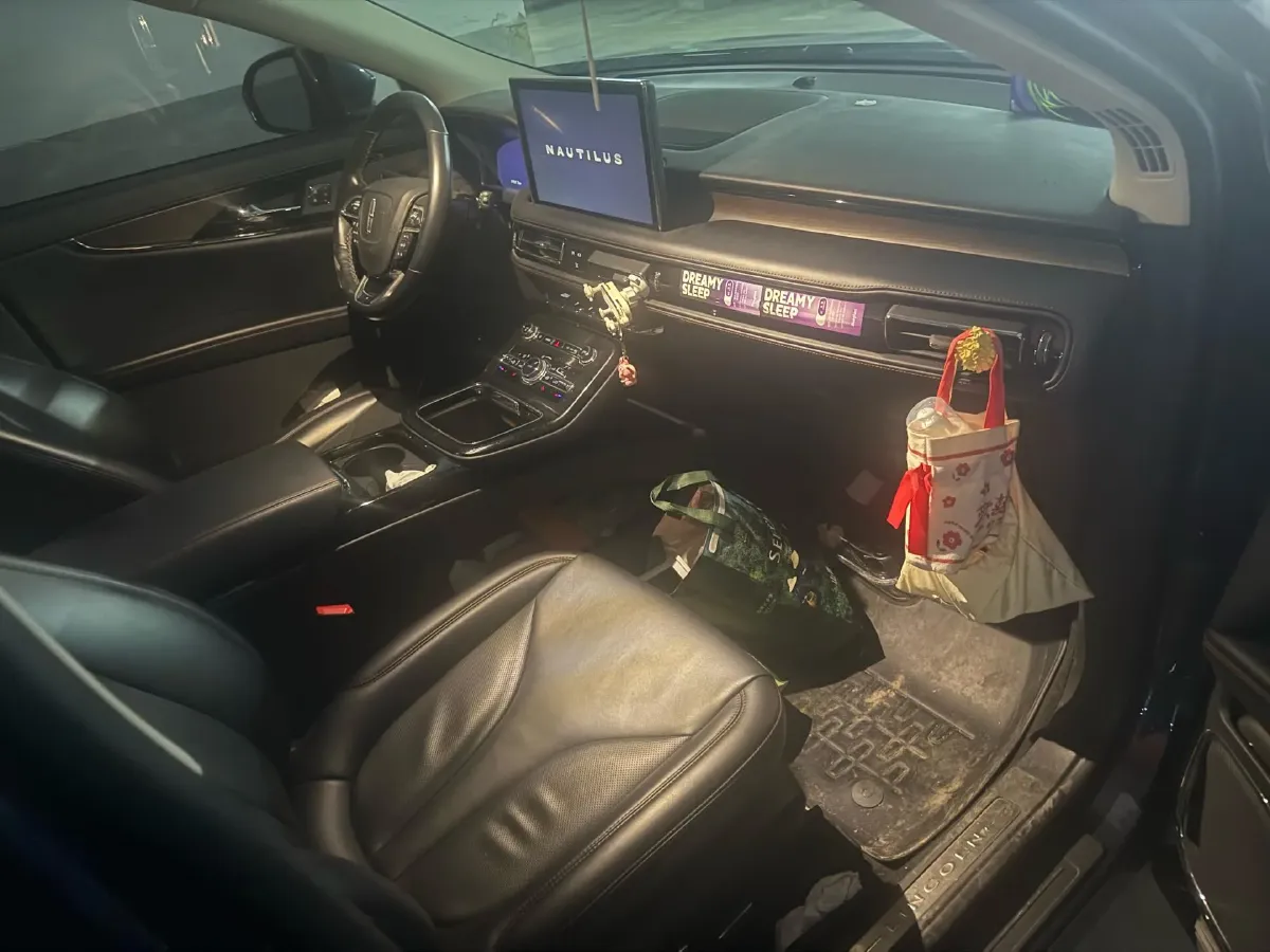 2021 Lincoln Nautilus 2.0T 245HP L4 8AT,autocango,china used car exporter,china ev exporter,chinese used car exporter,chinese used ev exporter