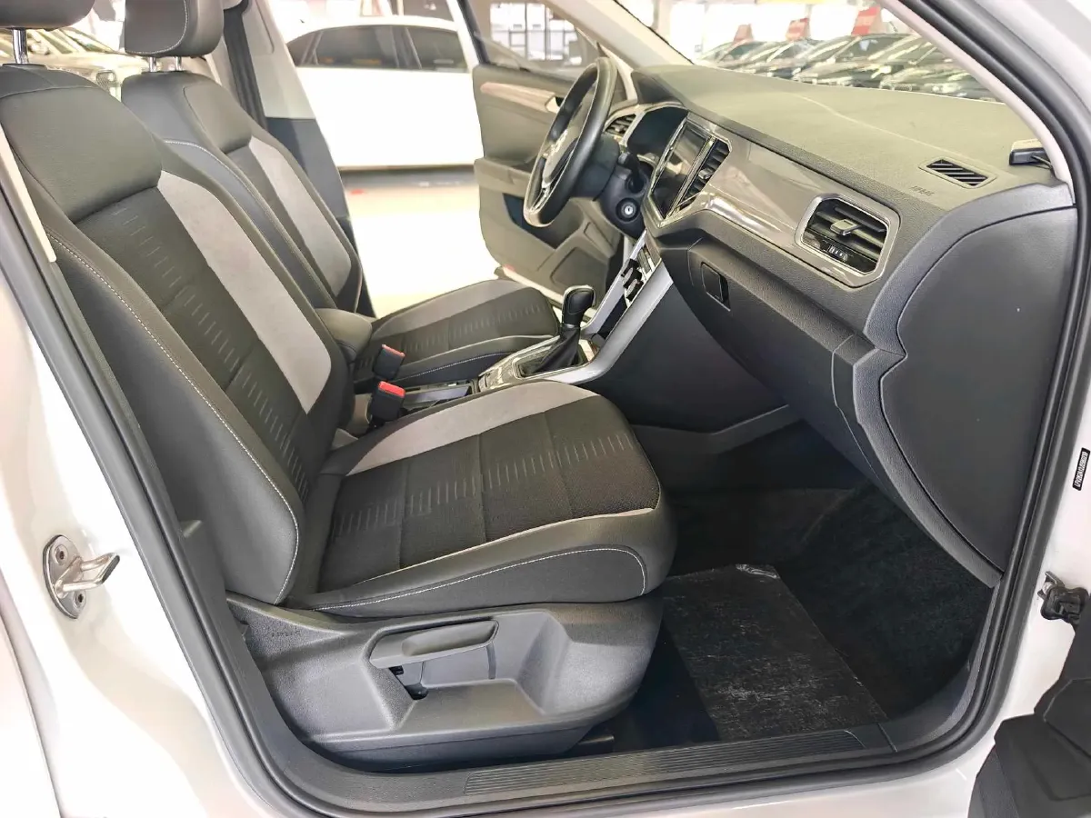 2018 Borgward BX5 1.8T 190HP L4 6AT,autocango,china used car exporter,china ev exporter,chinese used car exporter,chinese used ev exporter