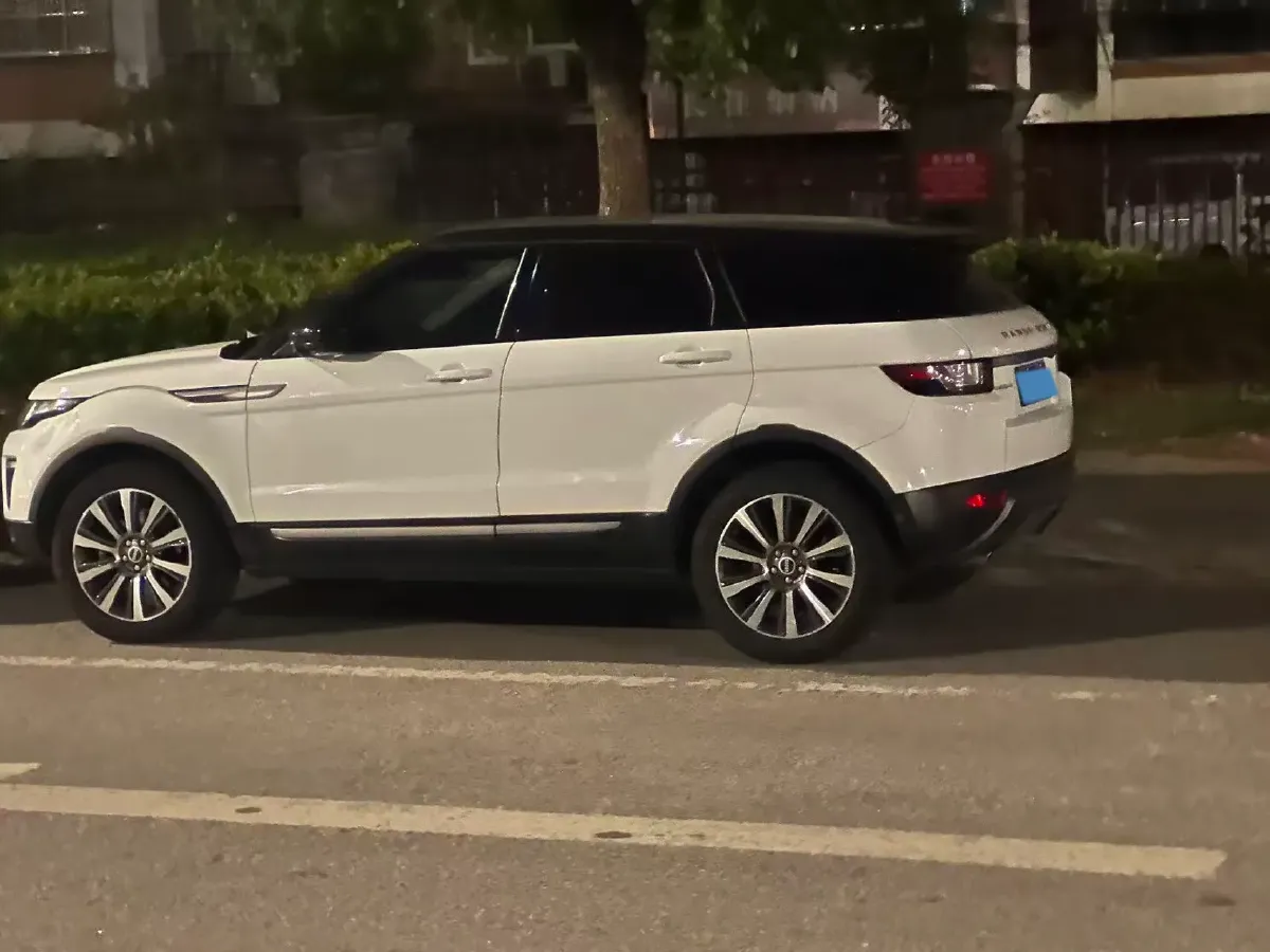 2018 Land Rover Range Rover Evoque 2.0T 241HP L4 9AT,autocango,china used car exporter,china ev exporter,chinese used car exporter,chinese used ev exporter