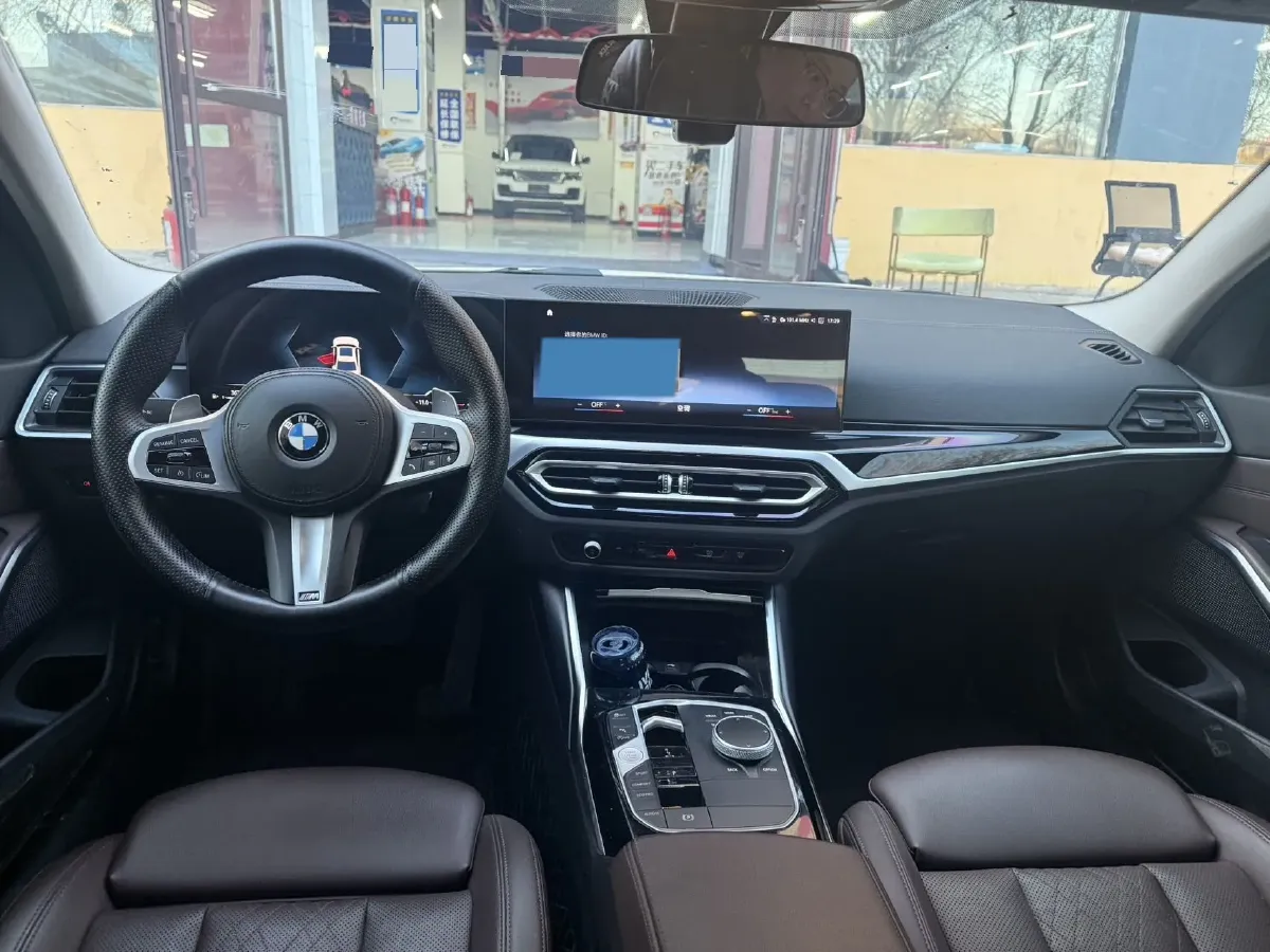 2023 BMW 3 Series 2.0T 156HP L4 8AT,autocango,china used car exporter,china ev exporter,chinese used car exporter,chinese used ev exporter