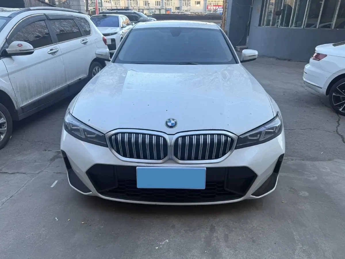 2023 BMW 3 Series 2.0T 156HP L4 8AT,autocango,china used car exporter,china ev exporter,chinese used car exporter,chinese used ev exporter