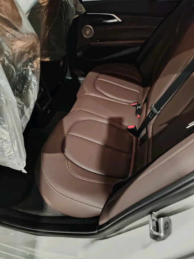 2023 BMW 1 Series 1.5T 136HP L3 7DCT,autocango,china used car exporter,china ev exporter,chinese used car exporter,chinese used ev exporter