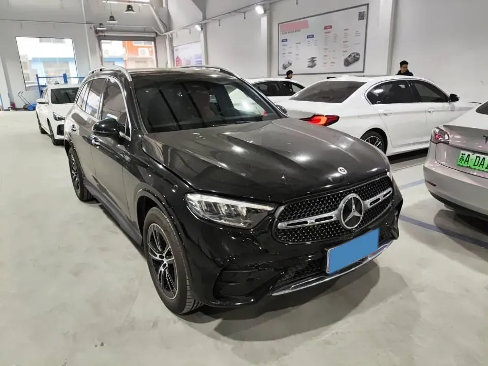2025 Mercedes-Benz GLC Class 2.0T 204HP L4 9AT,autocango,china used car exporter,china ev exporter,chinese used car exporter,chinese used ev exporter