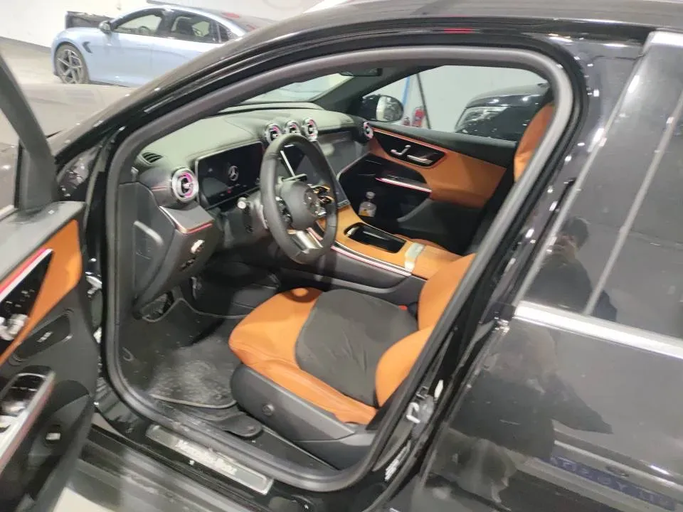 2025 Mercedes-Benz GLC Class 2.0T 204HP L4 9AT,autocango,china used car exporter,china ev exporter,chinese used car exporter,chinese used ev exporter