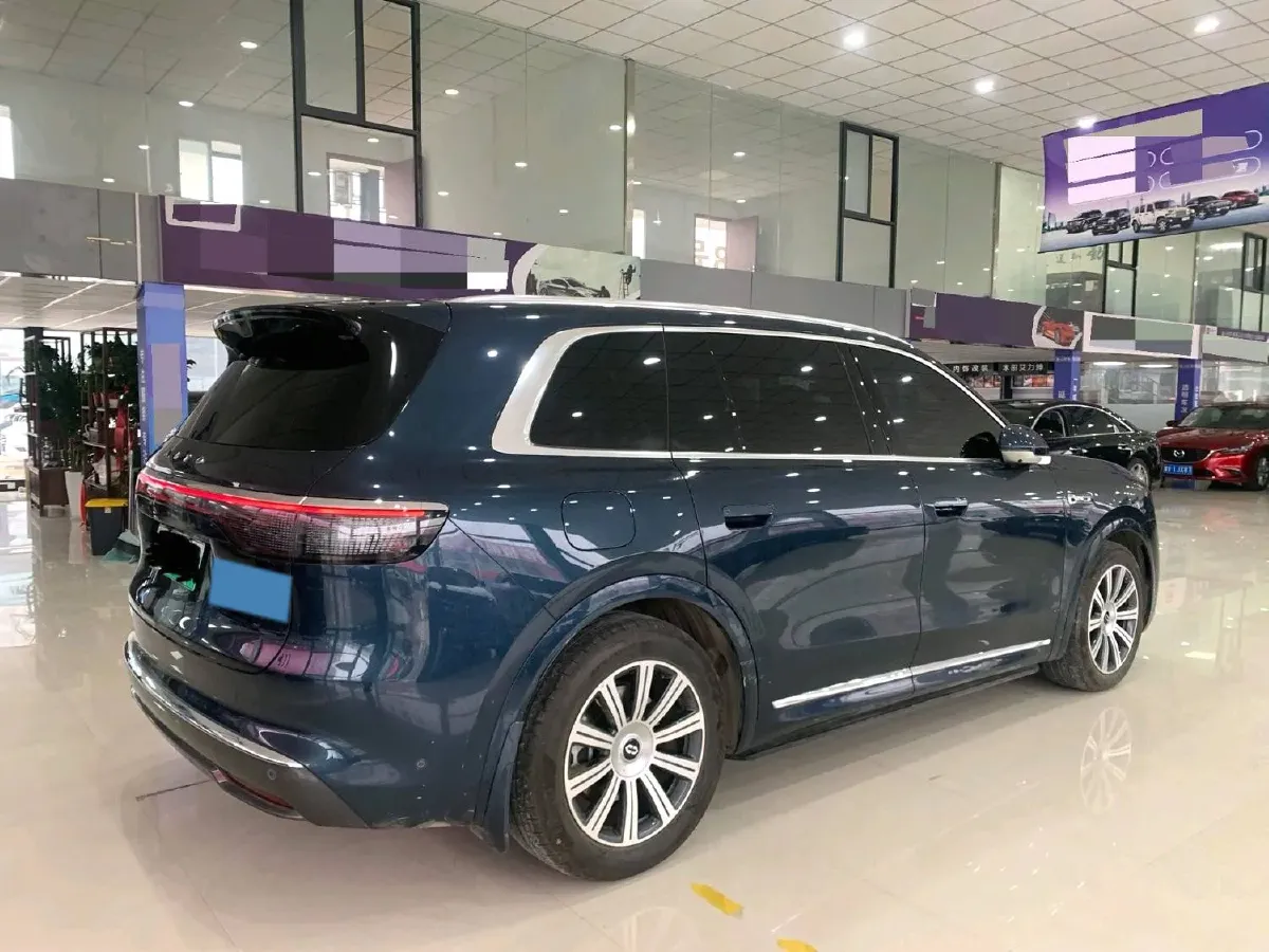 2025 AITO AITO M8 REEV 160HP REEV 53.4KWH,autocango,china used car exporter,china ev exporter,chinese used car exporter,chinese used ev exporter