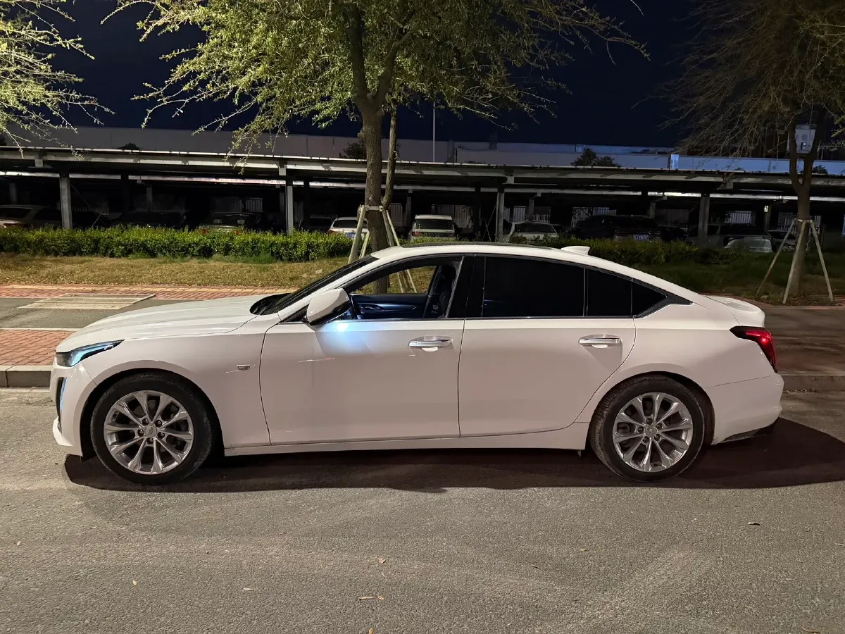 2022 Cadillac CT5 2.0T 237HP L4 10AT,autocango,china used car exporter,china ev exporter,chinese used car exporter,chinese used ev exporter