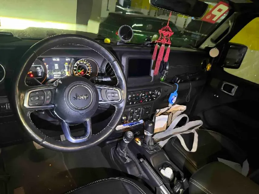 2019 Jeep Wrangler 2.0T 266HP L4 8AT,autocango,china used car exporter,china ev exporter,chinese used car exporter,chinese used ev exporter