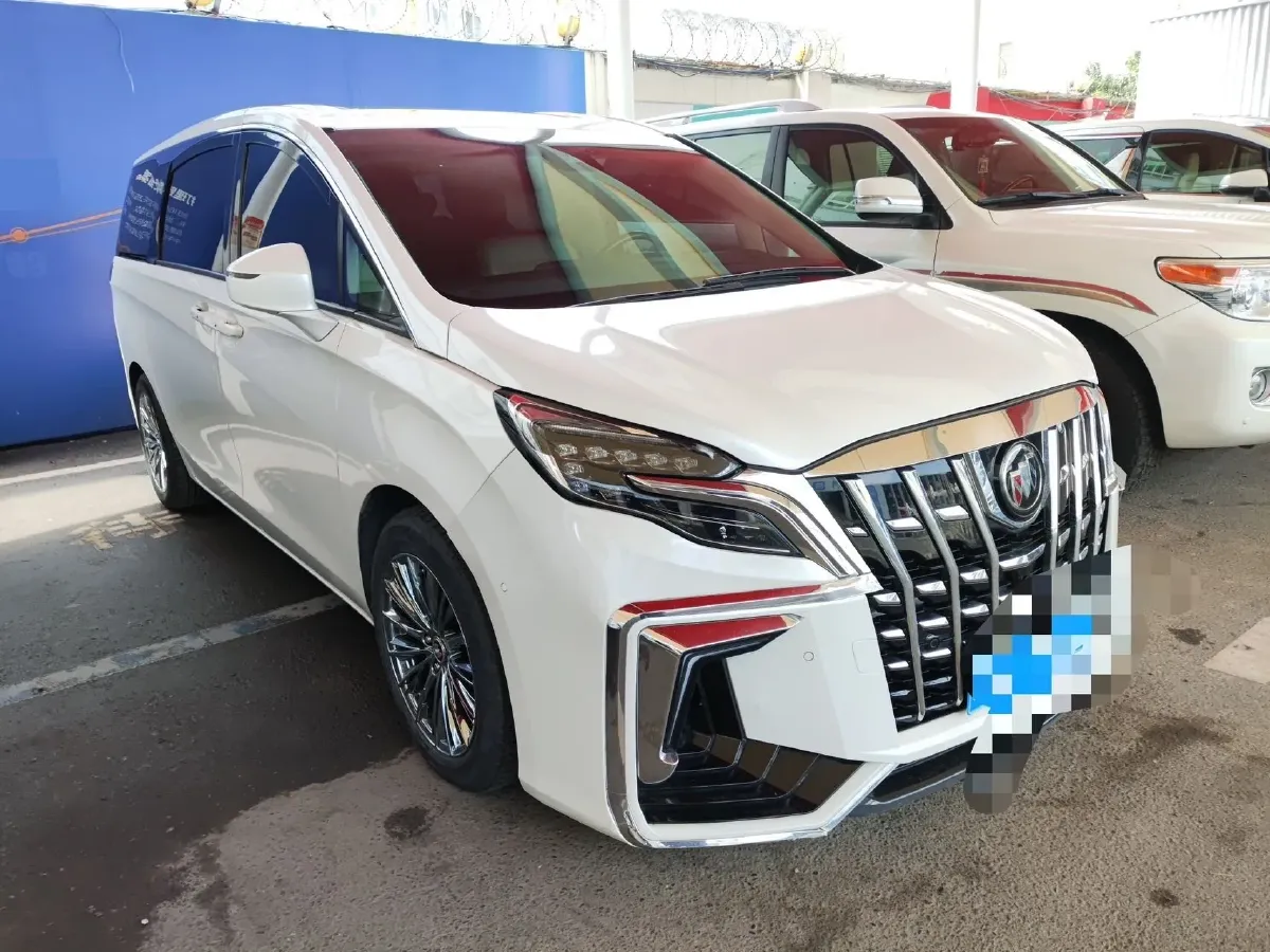 2022 Buick GL8 2.0T 237HP L4 9AT,autocango,china used car exporter,china ev exporter,chinese used car exporter,chinese used ev exporter