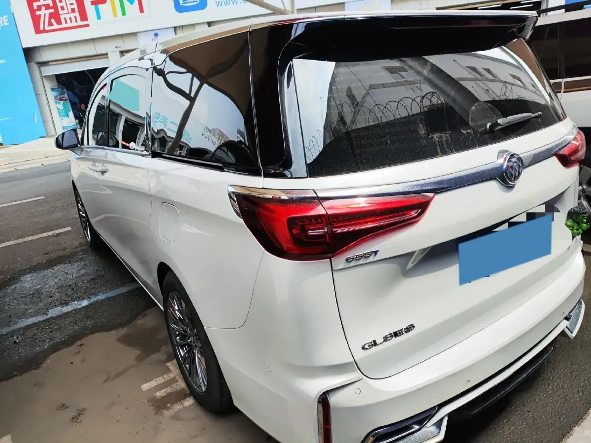 2022 Buick GL8 2.0T 237HP L4 9AT,autocango,china used car exporter,china ev exporter,chinese used car exporter,chinese used ev exporter