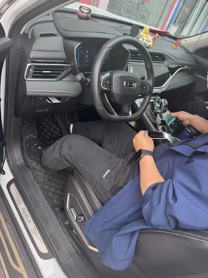 2020 Geely Azkarra 1.8T 184HP L4 7DCT,autocango,china used car exporter,china ev exporter,chinese used car exporter,chinese used ev exporter