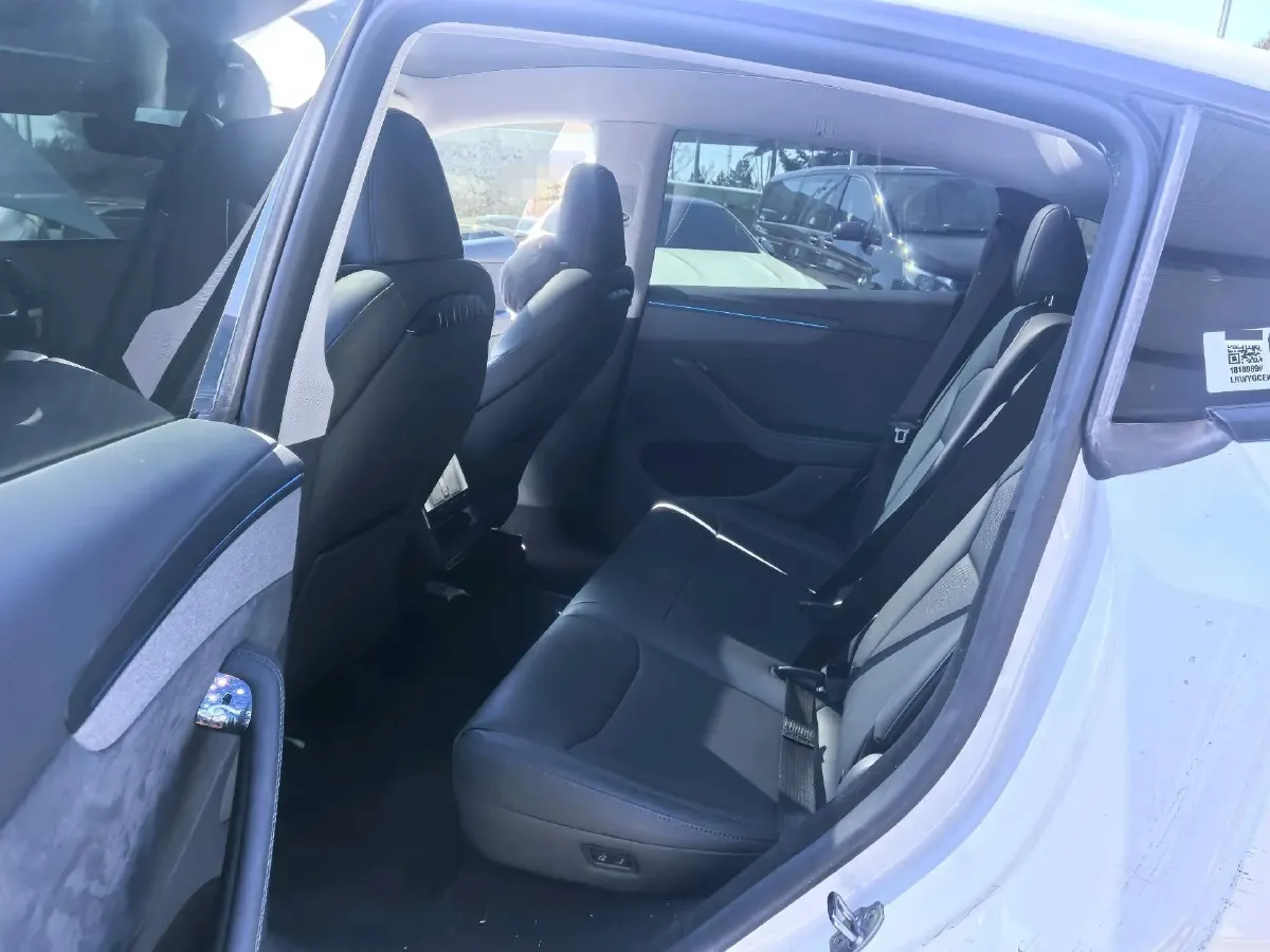 2025 Tesla Model Y BEV,autocango,china used car exporter,china ev exporter,chinese used car exporter,chinese used ev exporter