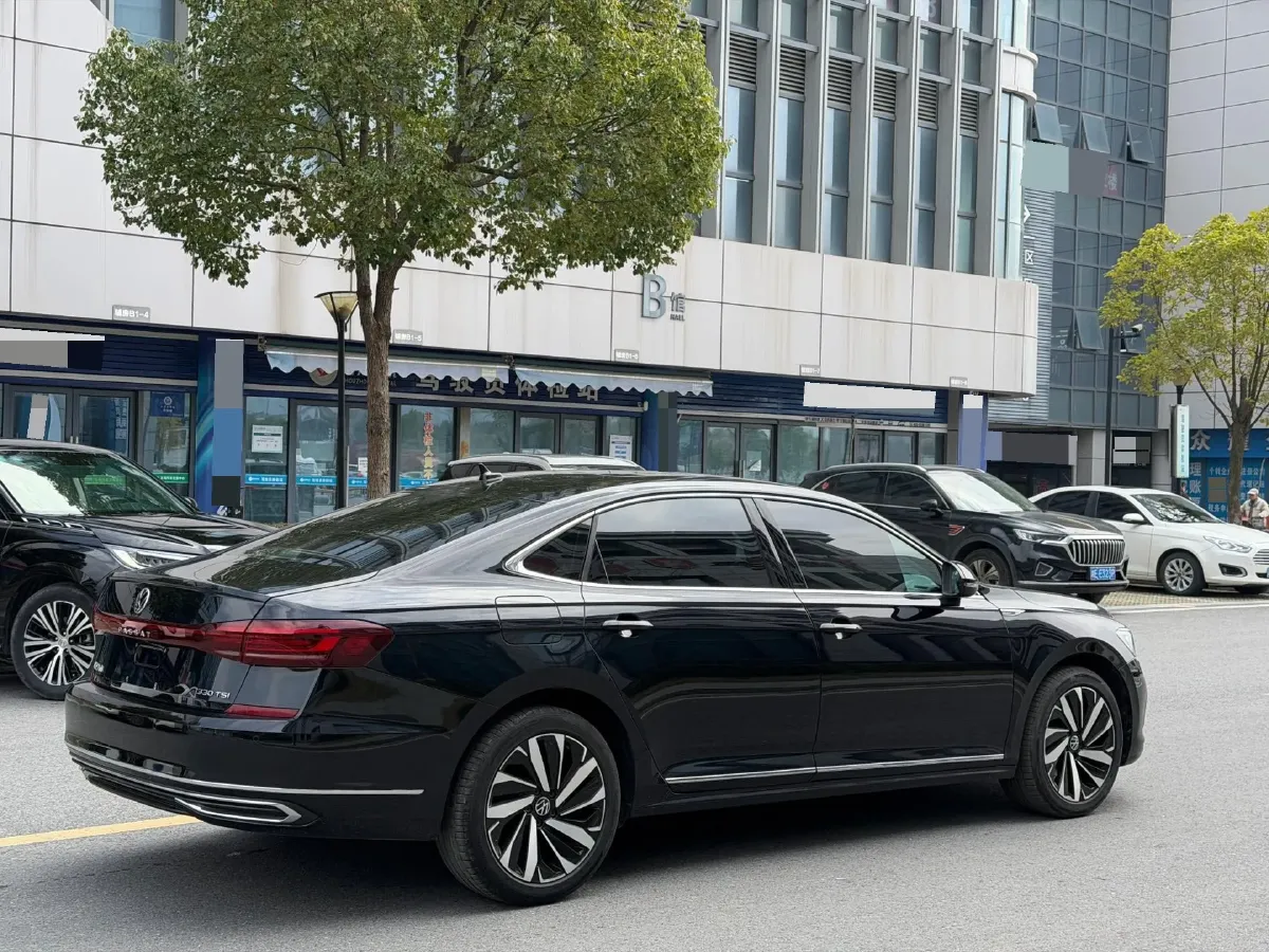 2024 Volkswagen Passat 2.0T 186HP L4 7DCT,autocango,china used car exporter,china ev exporter,chinese used car exporter,chinese used ev exporter