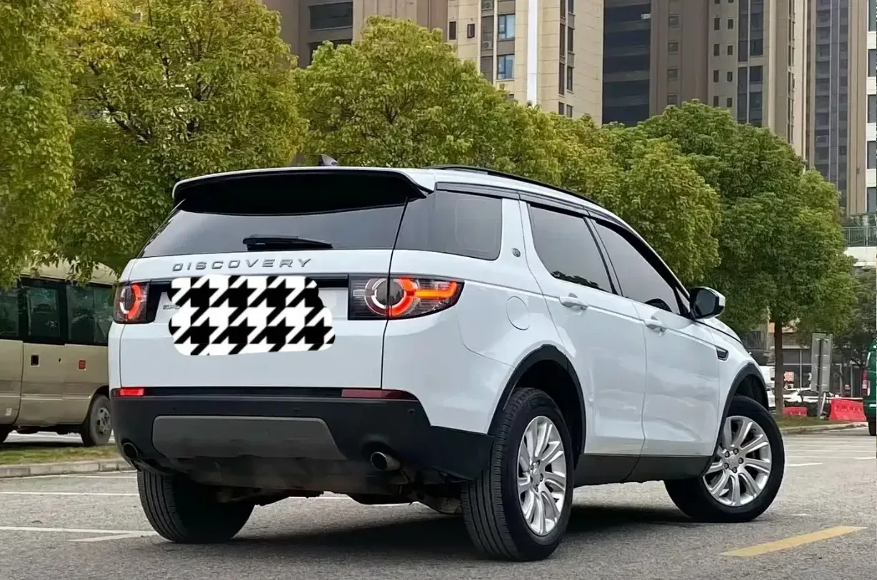 2018 Land Rover Discovery Sport 2.0T 241HP L4 9AT,autocango,china used car exporter,china ev exporter,chinese used car exporter,chinese used ev exporter