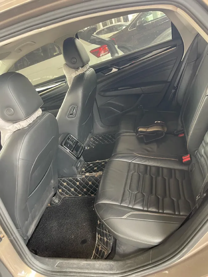 2019 Skoda Kodiak 2.0T 186HP L4 7DCT,autocango,china used car exporter,china ev exporter,chinese used car exporter,chinese used ev exporter