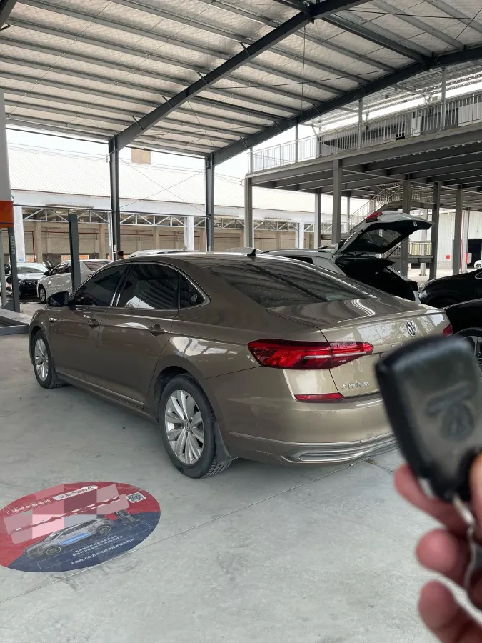 2019 Skoda Kodiak 2.0T 186HP L4 7DCT,autocango,china used car exporter,china ev exporter,chinese used car exporter,chinese used ev exporter