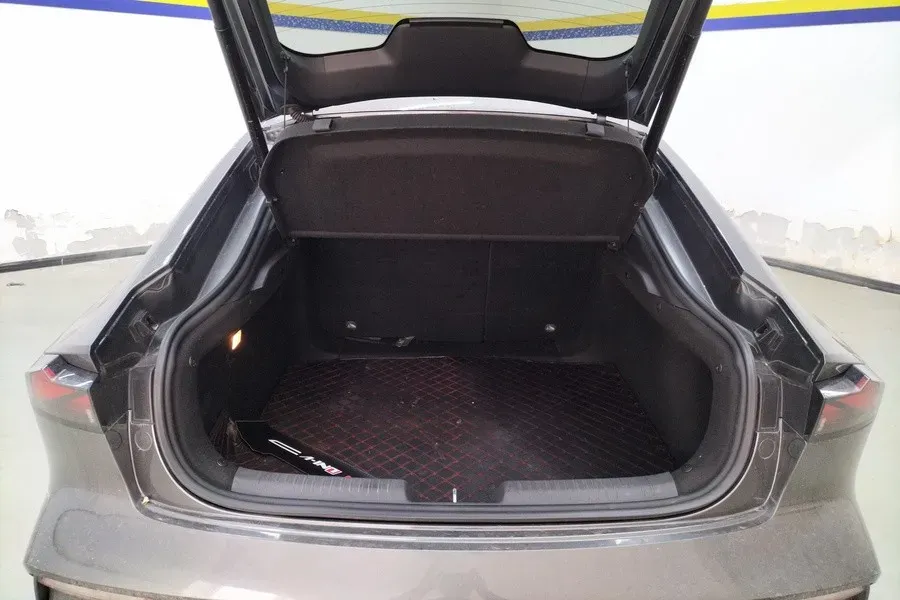 2023 ChangAn UNI-V iDD 1.5T 170HP L4 6TCT PHEV 18.4KWH,autocango,china used car exporter,china ev exporter,chinese used car exporter,chinese used ev exporter