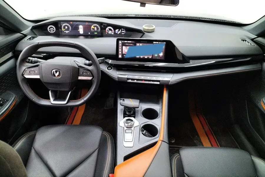 2023 ChangAn UNI-V iDD 1.5T 170HP L4 6TCT PHEV 18.4KWH,autocango,china used car exporter,china ev exporter,chinese used car exporter,chinese used ev exporter