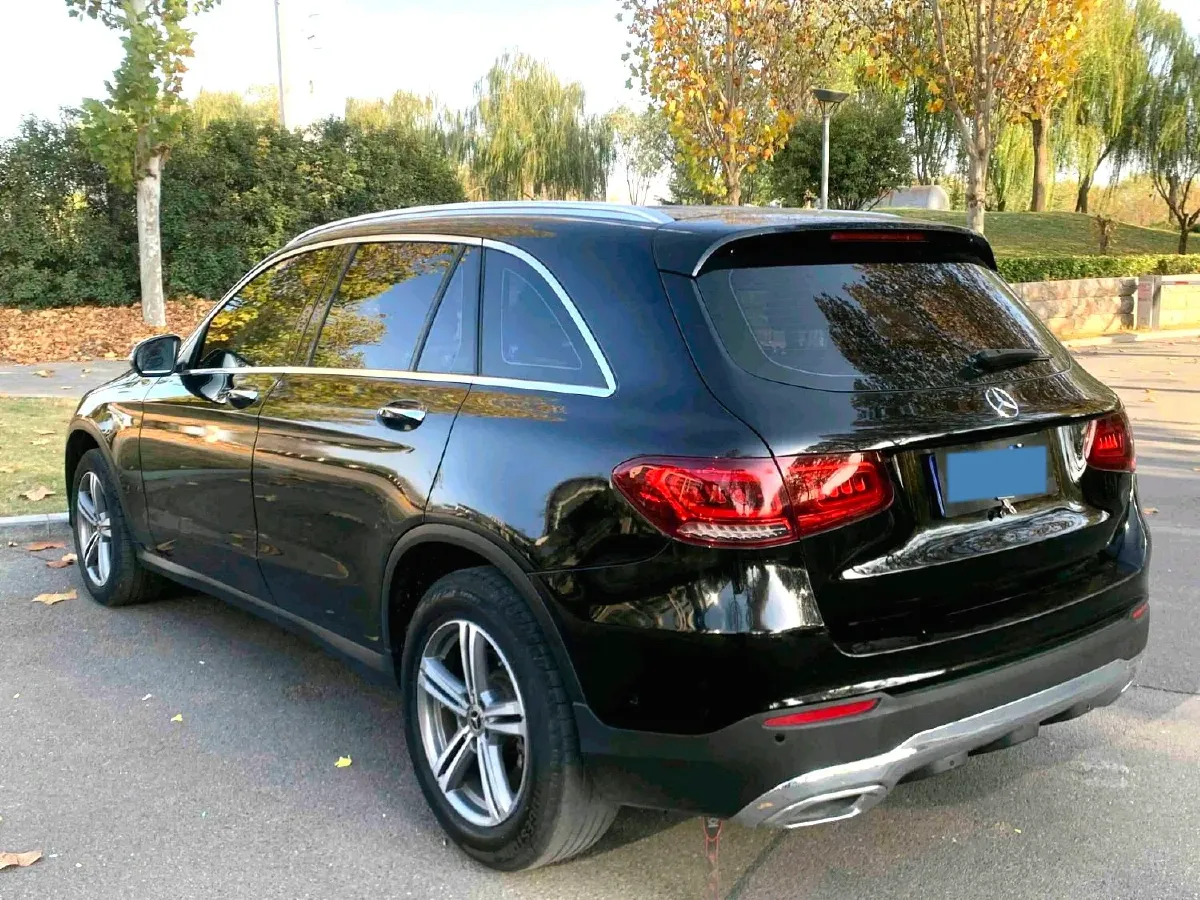 2021 Mercedes-Benz GLC Class 2.0T 197HP L4 9AT,autocango,china used car exporter,china ev exporter,chinese used car exporter,chinese used ev exporter